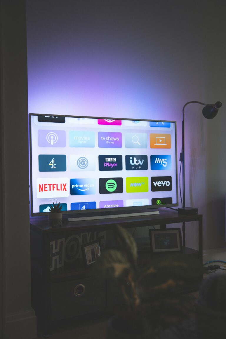 NextMind: Control Your TV Using Just Your Thoughts